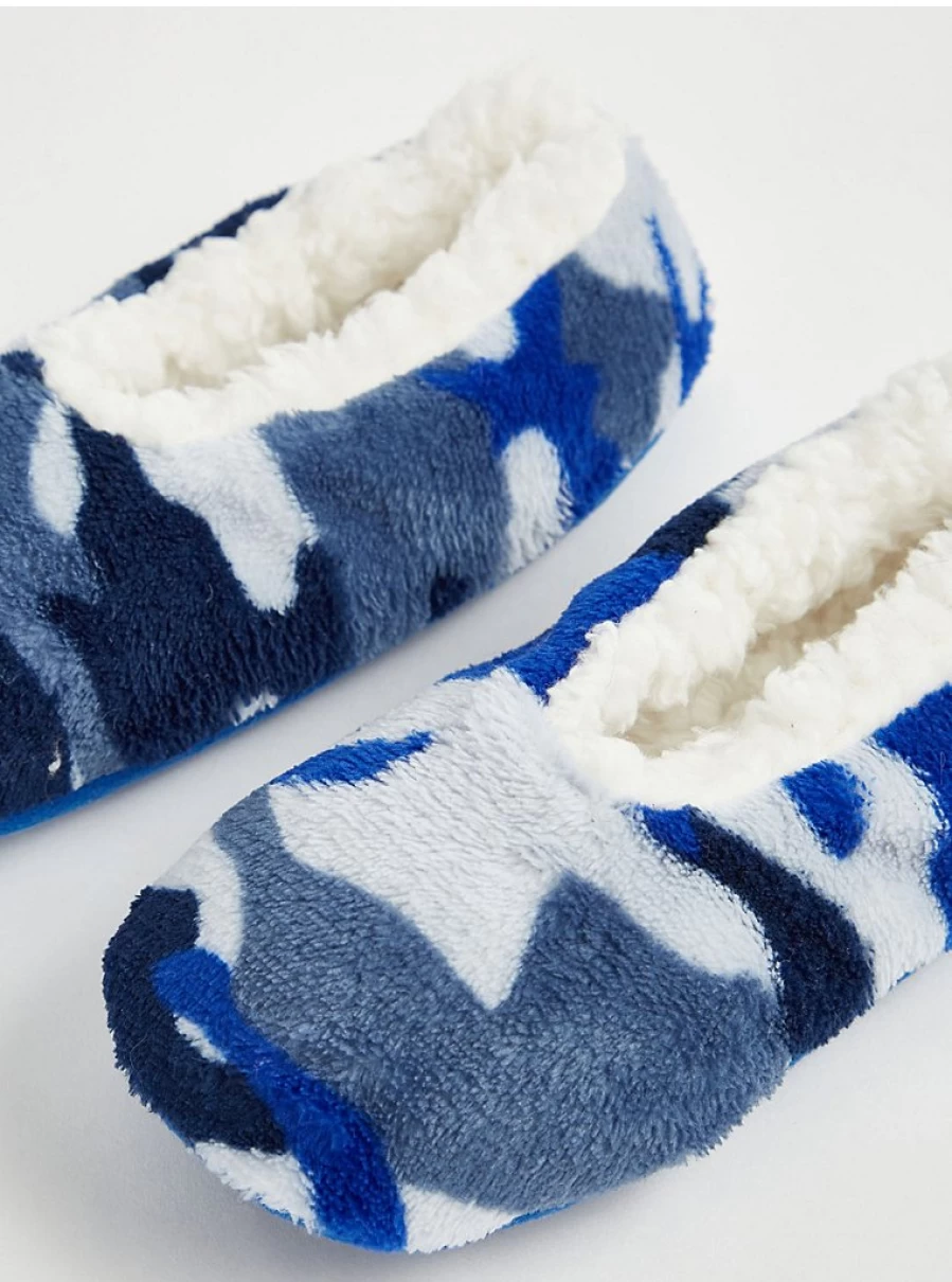 "George at Asda Boys' Blue Camouflage Fleece Slippers – Warm & Comfortable Kids' Slippers"