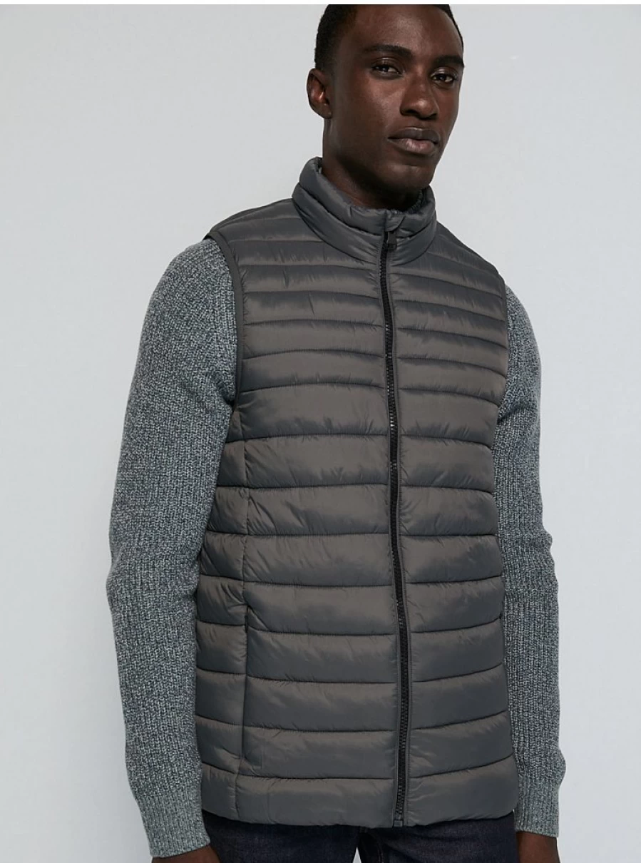 Men's Lightweight Quilted Gilet in Dark Grey | George at Asda