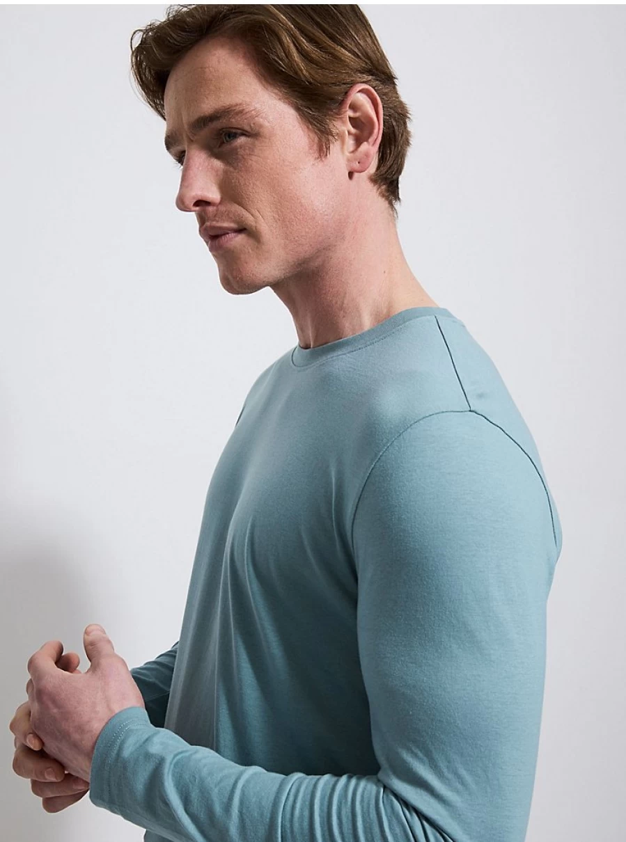 "George at Asda Men's Light Blue Crew Neck Long Sleeve Casual Top – Comfort Fit & Stylish Design"